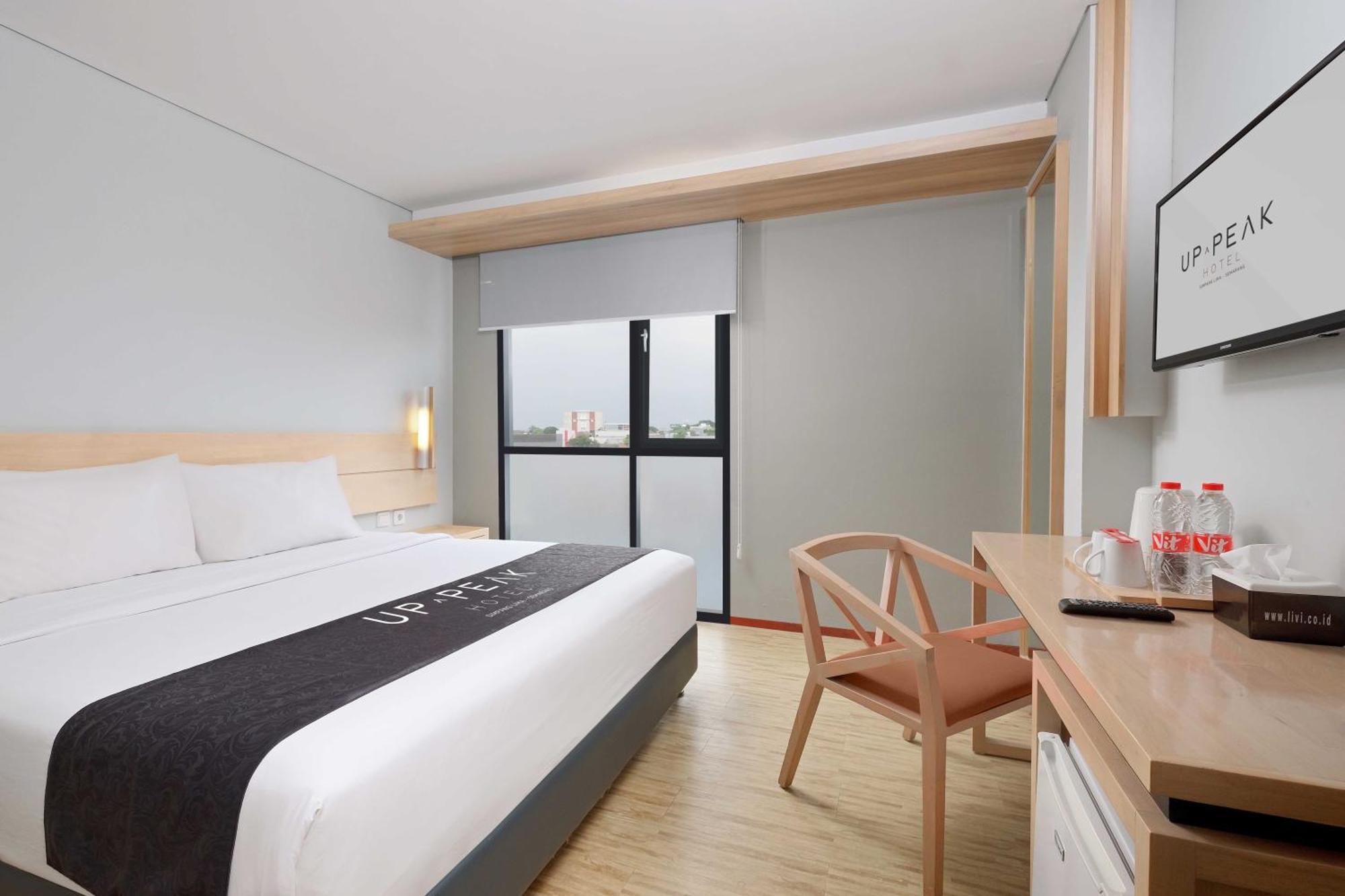 Ha-ka Managed By Hotel Semarang